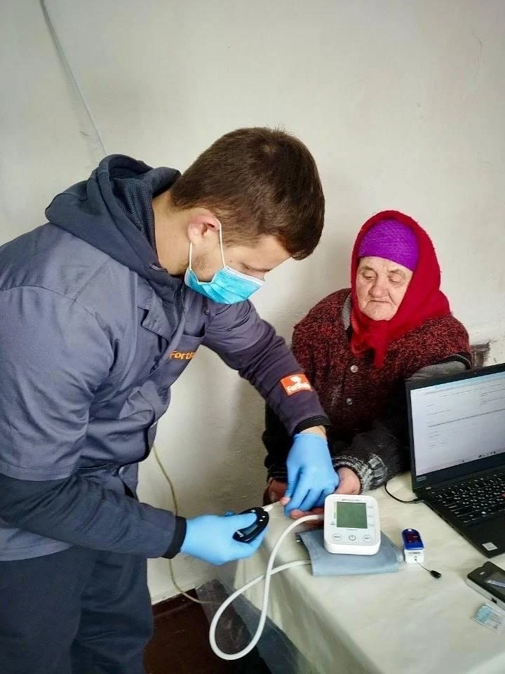 Медичний десант на Херсонщині: мешканці п’яти сіл отримали фахову допомогу та ліки