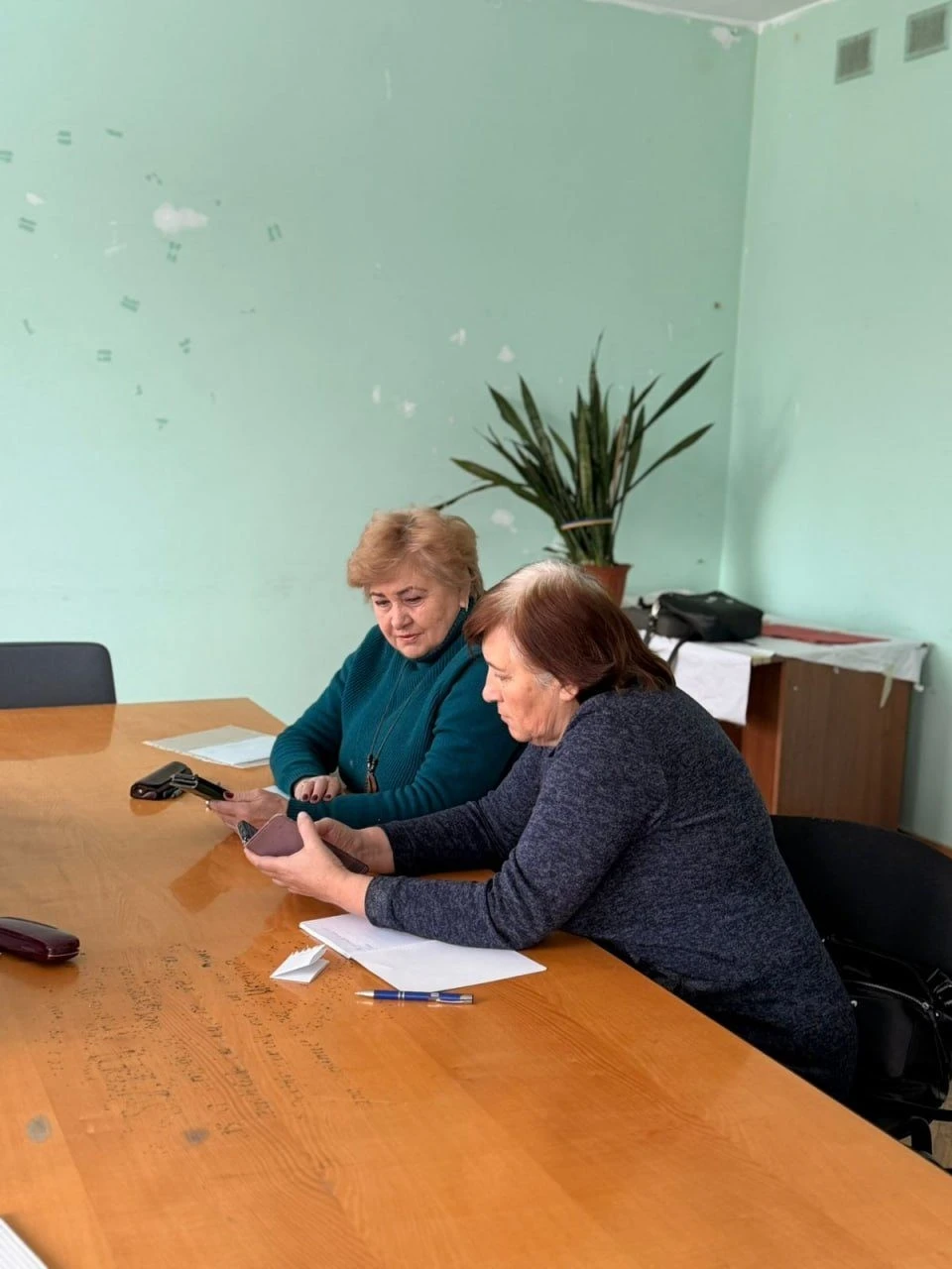 Цифрова адаптація: як херсонців у Вінниці вчать долати бюрократію онлайн
