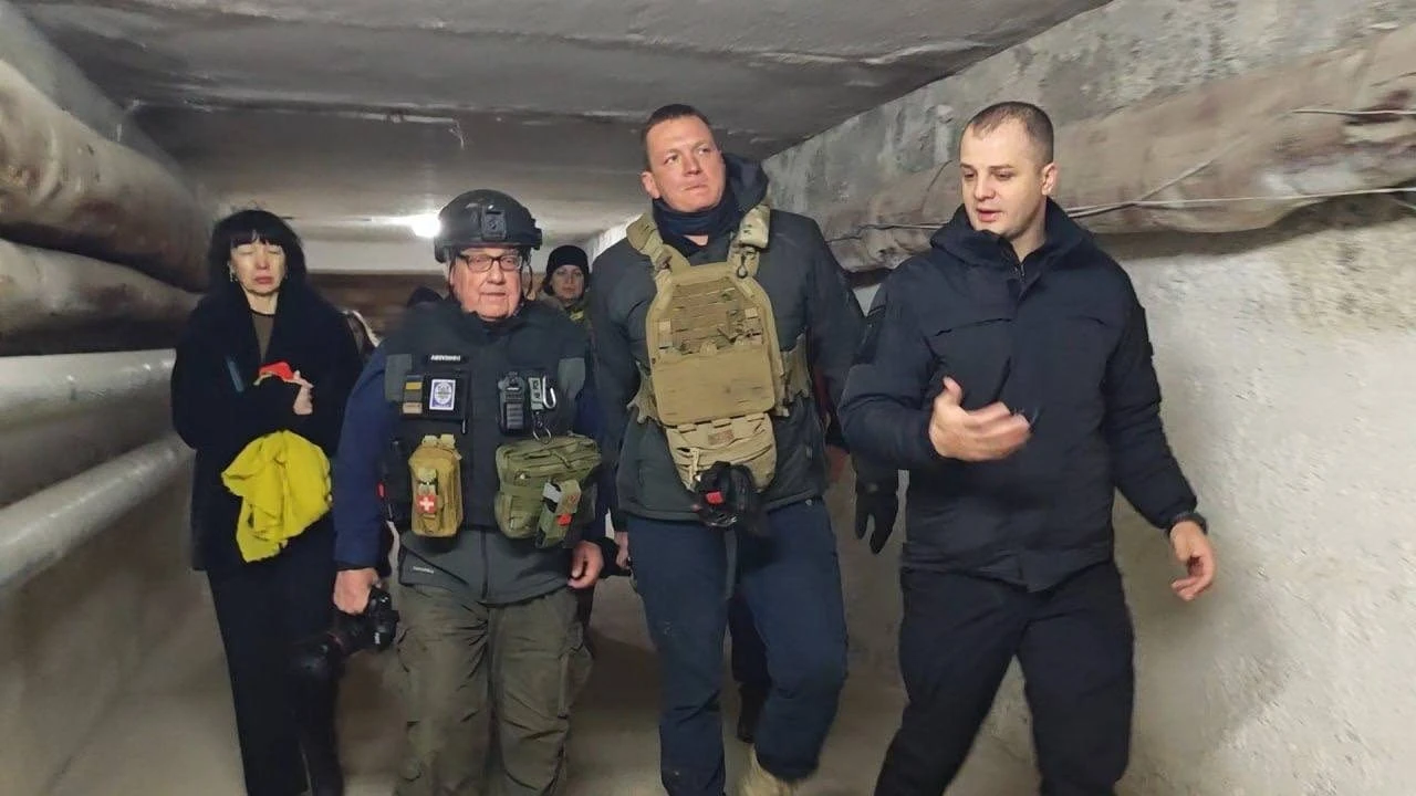 Місія Баффета: як відомий меценат підтримав Херсон у прифронтових реаліях