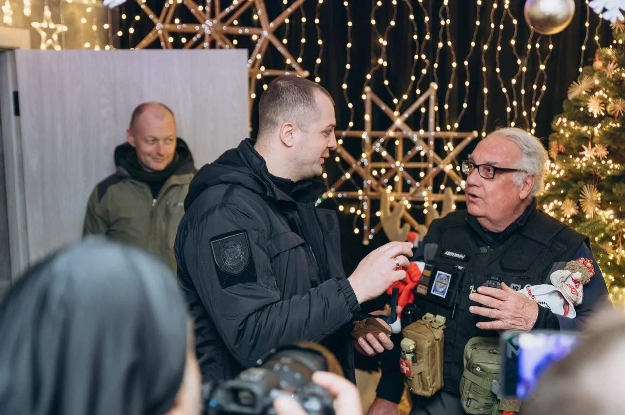 Місія Баффета: як відомий меценат підтримав Херсон у прифронтових реаліях