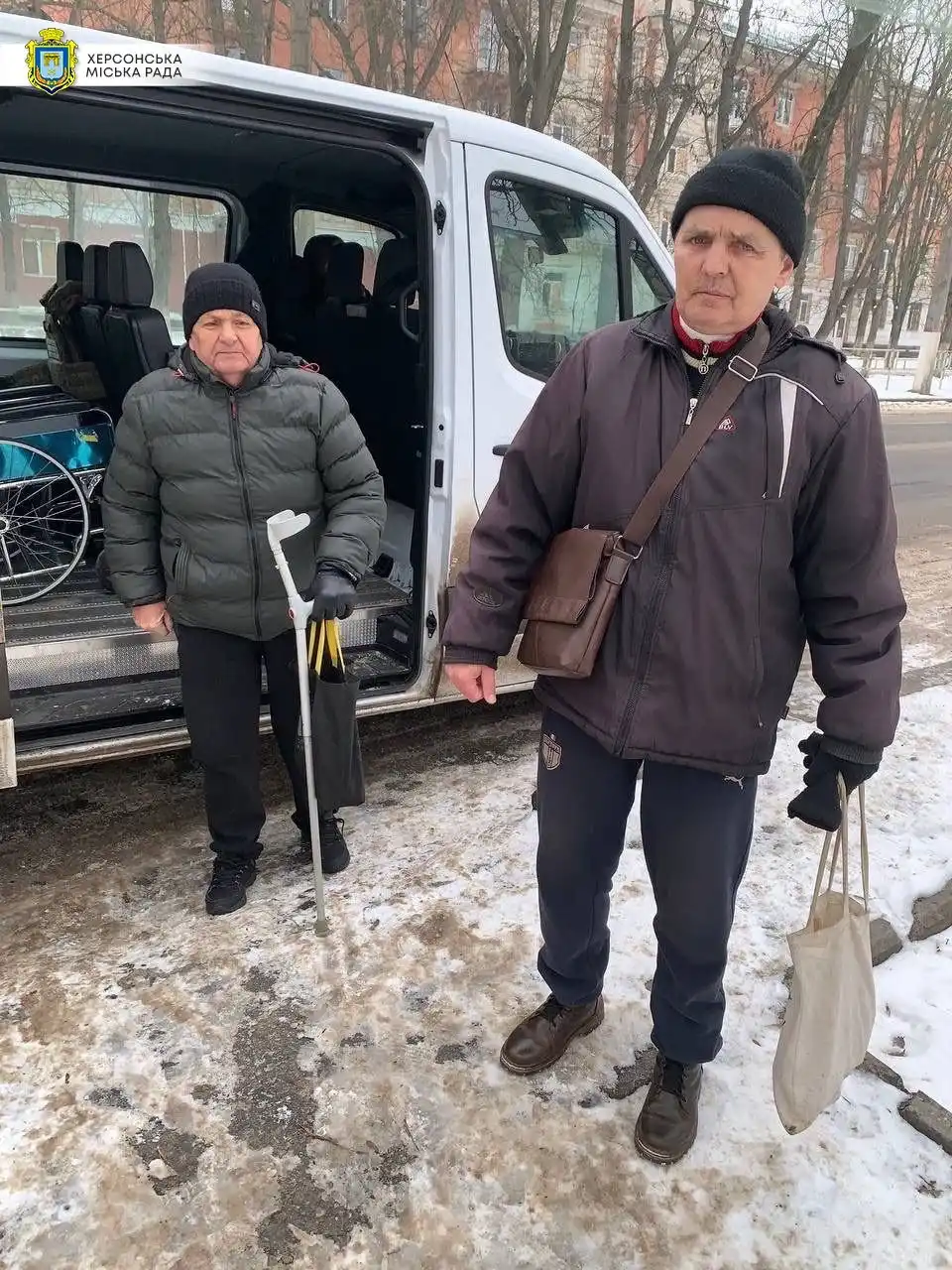 Доступний рух у прифронтових умовах: як працює «Соціальне таксі» в Херсоні