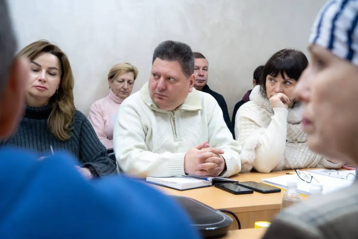 Безпека та кадри: як Херсон планує виживання в умовах постійних обстрілів