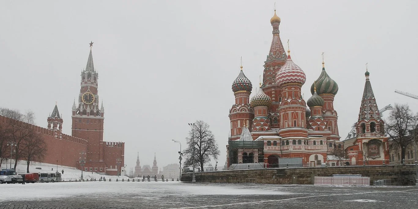 Замість Міккі Мауса – вухатий символ: у РФ готують проект “Чебурляндії”