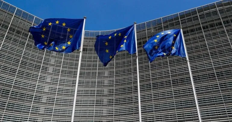 Дипломатичний клінч: Брюссель гасить пожежу між Києвом та Будапештом на тлі валютного скандалу
