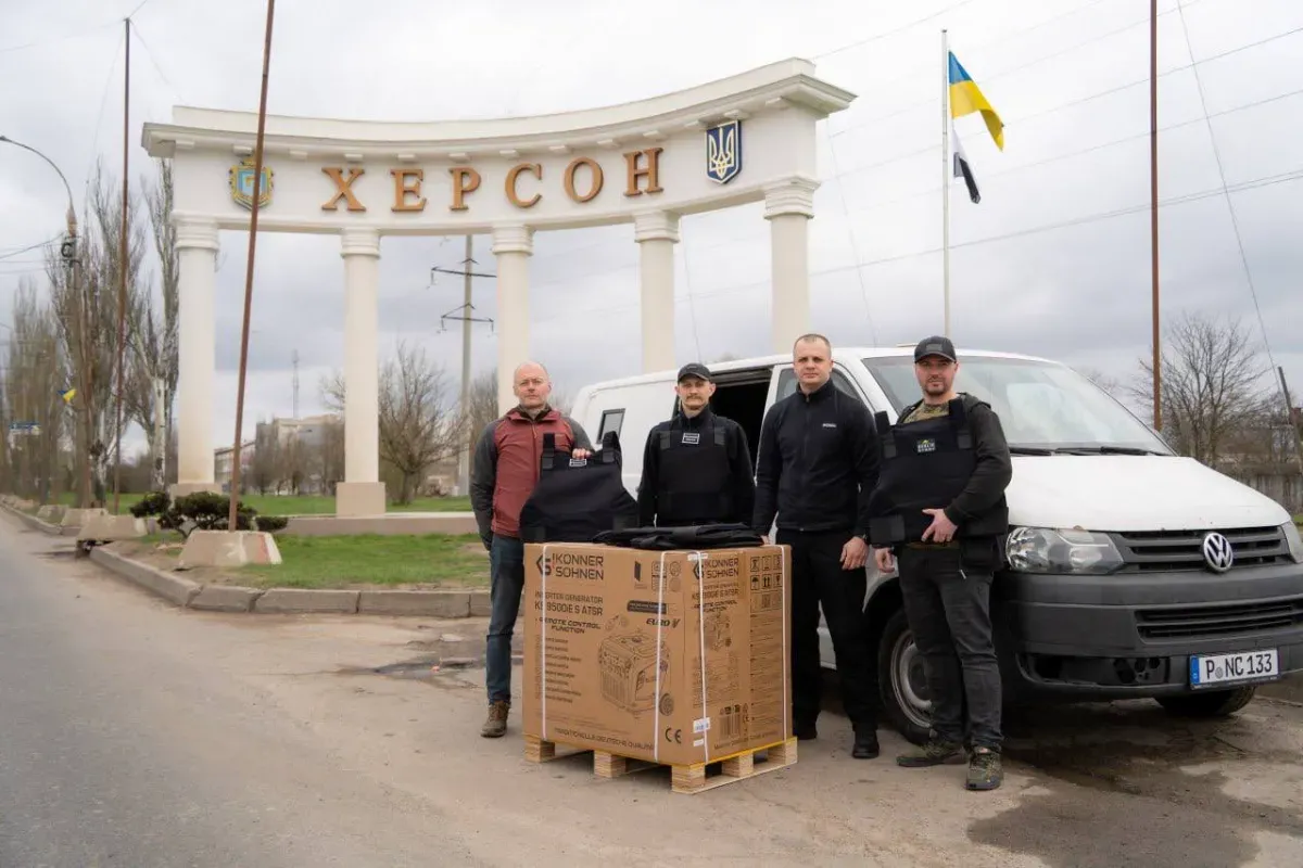 Безпека та мобільність: Херсонщина отримала спецтранспорт і захисне спорядження від німецьких партнерів