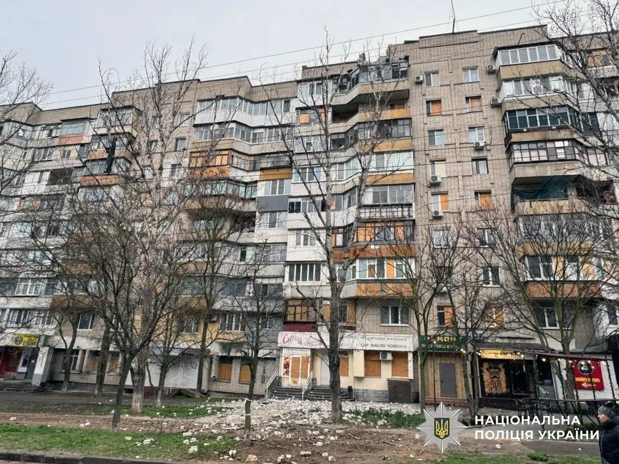 Смертоносні удари по Херсонщині: російські дрони та артилерія вбили юнака