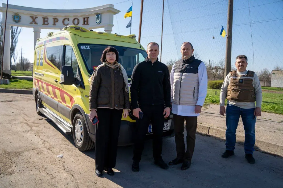 Четвертий реанімобіль від Фінляндії поповнив автопарк херсонських медиків