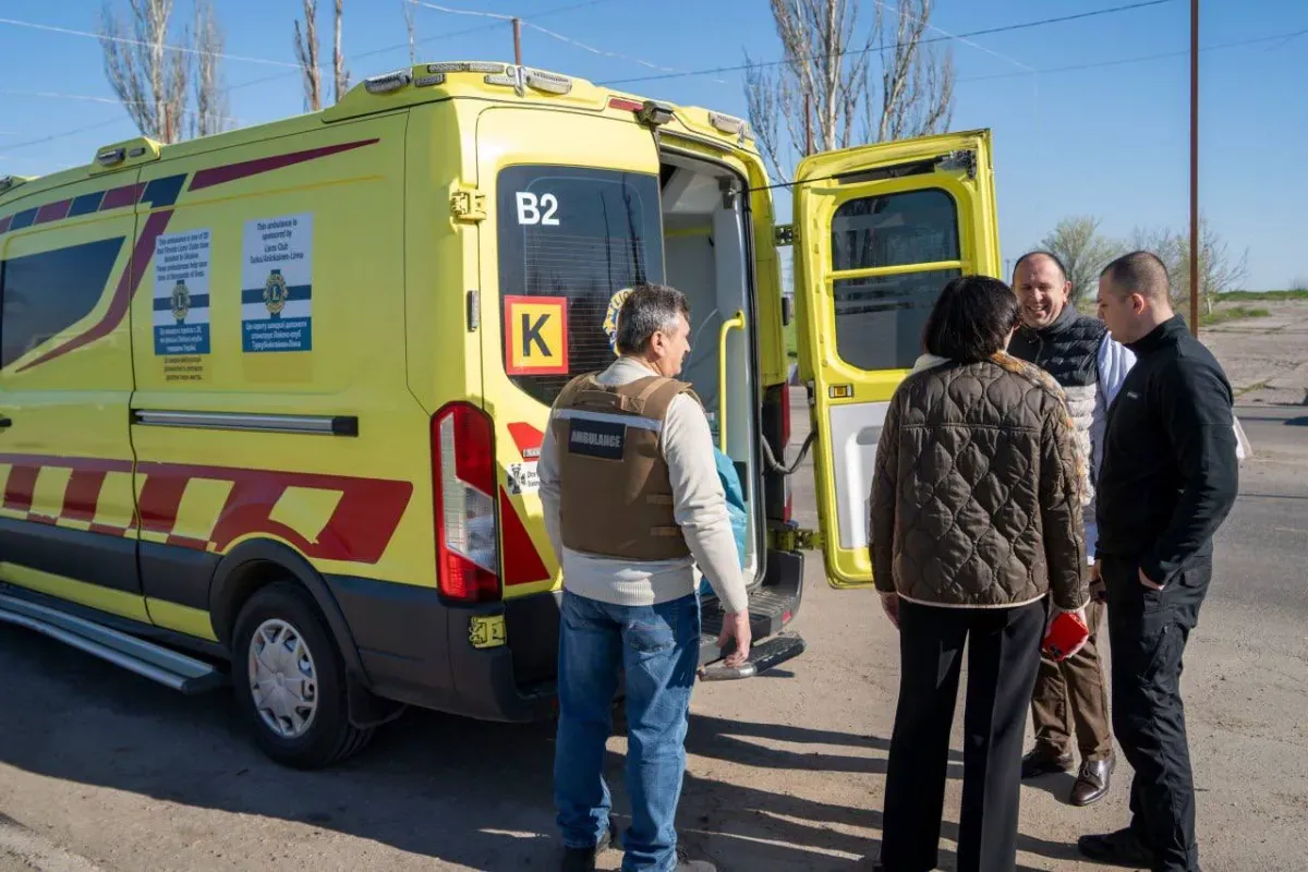 Четвертий реанімобіль від Фінляндії поповнив автопарк херсонських медиків