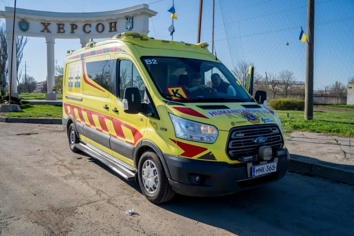 Четвертий реанімобіль від Фінляндії поповнив автопарк херсонських медиків