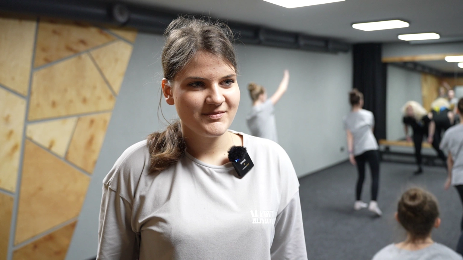 Танець попри обстріли: як херсонський колектив «Крилаті» підкорює сцени України