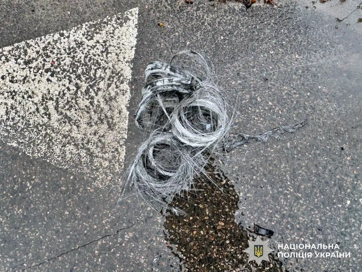 Терор на Херсонщині: масовані удари дронами та смертельна пастка на подвір’ї