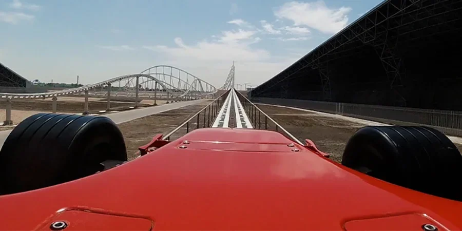 Швидкість болідів Формули-1 у тематичному парку: новий рекорд Formula Rossa