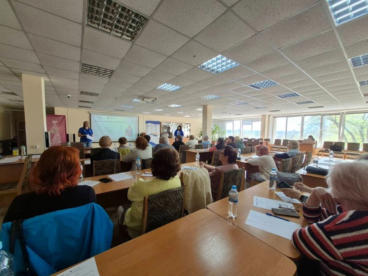Безпекові виклики та взаємодопомога: фахівці Херсонщини пройшли навчання у Кропивницькому