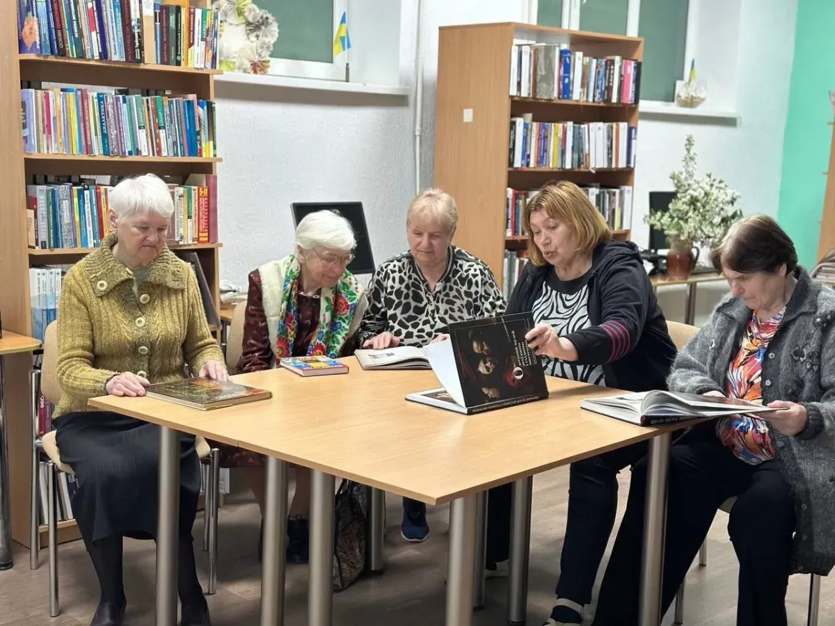 Віртуальна подорож планетою: Event-бібліотека провела медіа-мандрівку