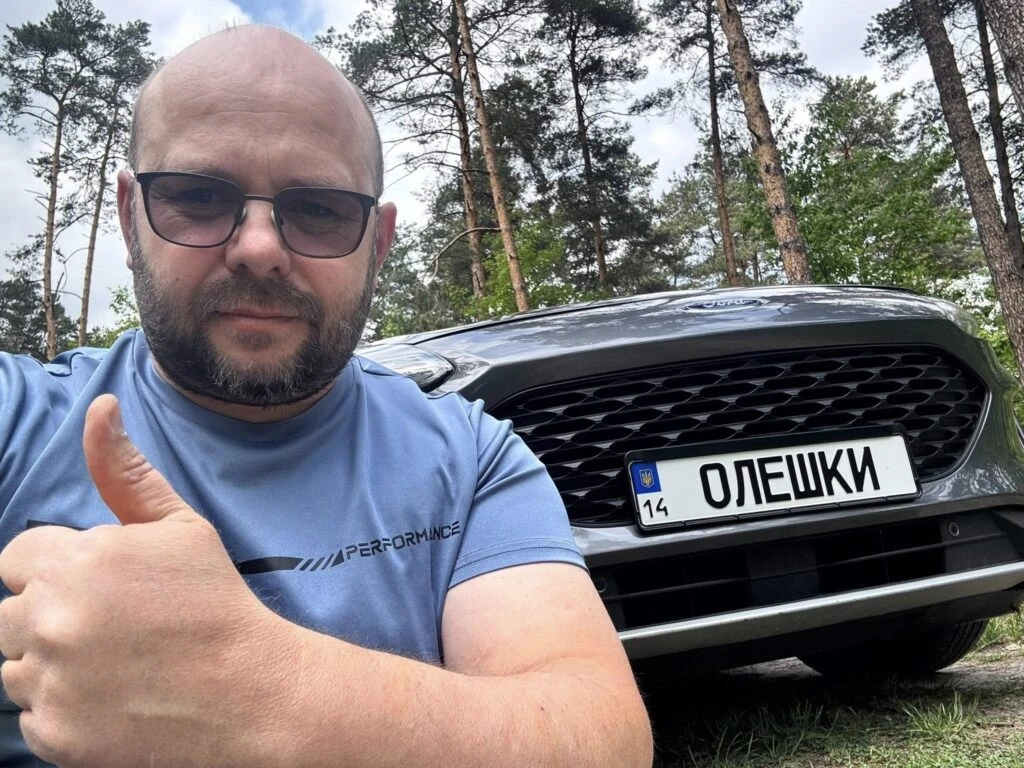 Символи дому: як переселенці з Херсонщини зберігають зв’язок із рідним краєм